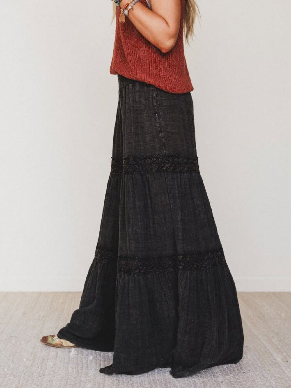 NWOT Oli & Hali Tiered Wide Leg Goth Lace Boho Smocked Pants - Picture 4 of 10